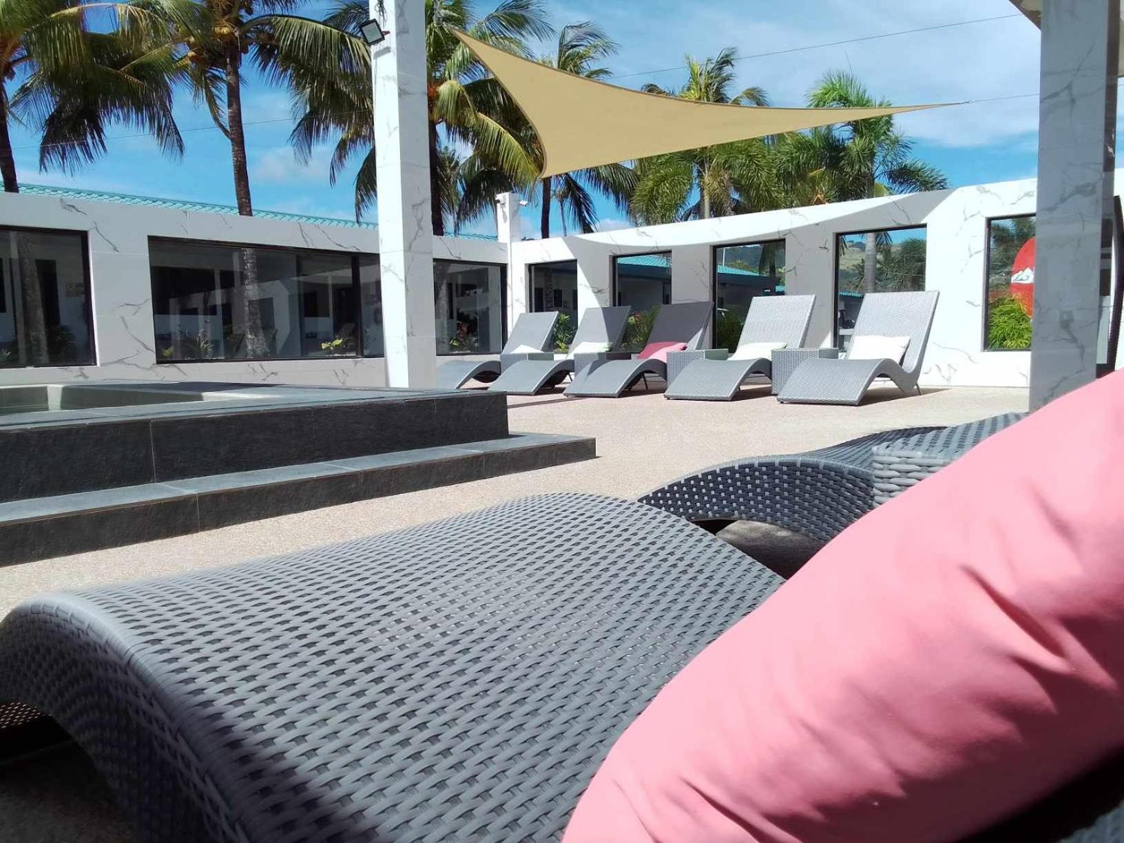 Cave Beach Resort Boutique Luxury Accomodation Dingalan Экстерьер фото